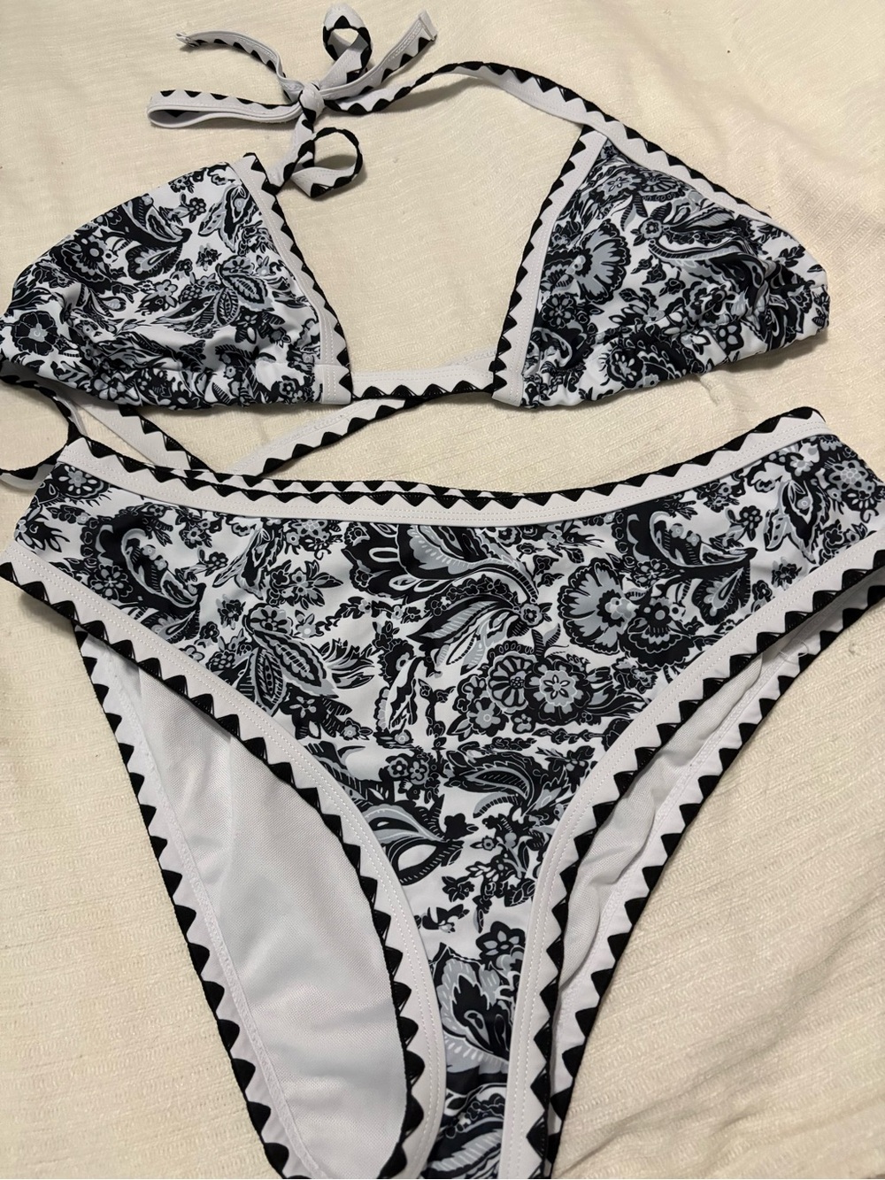 SHEIN Black and White Floral Triangle Bikini Set